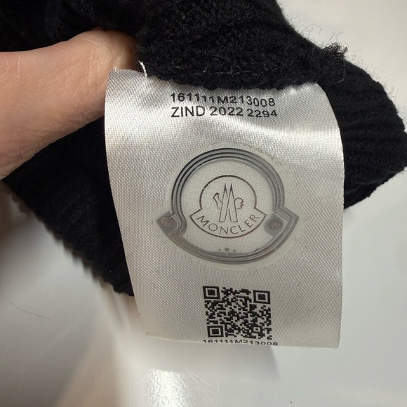 MONCLER Black Ribbed Knit Beanie Hat | Authentic | Unisex main image 4